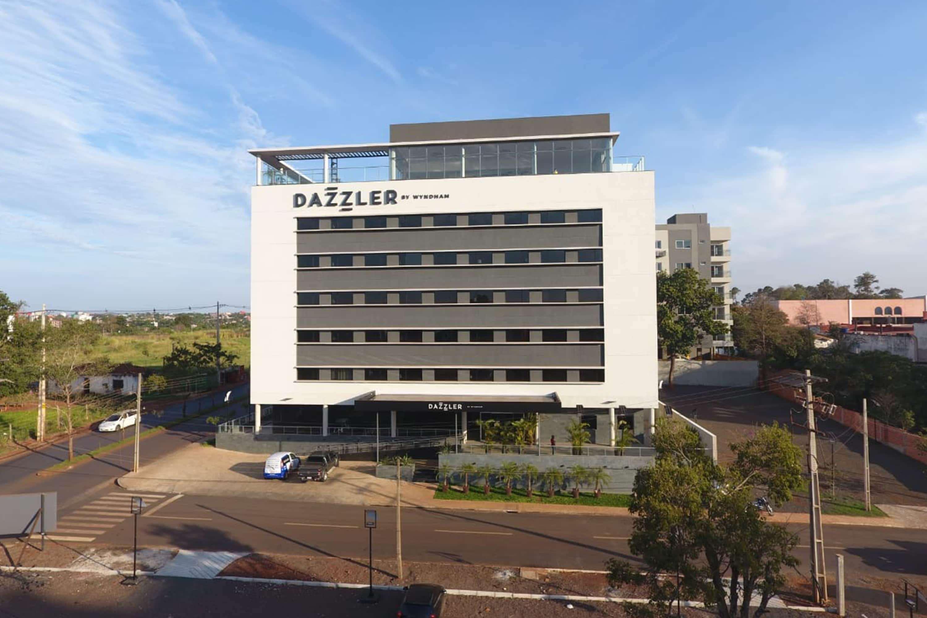 Dazzler By Wyndham Ciudad Del Este Esterno foto
